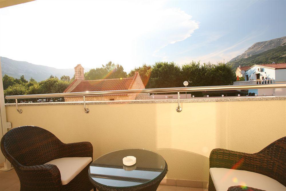Valamar Villa Adria 巴斯卡 外观 照片